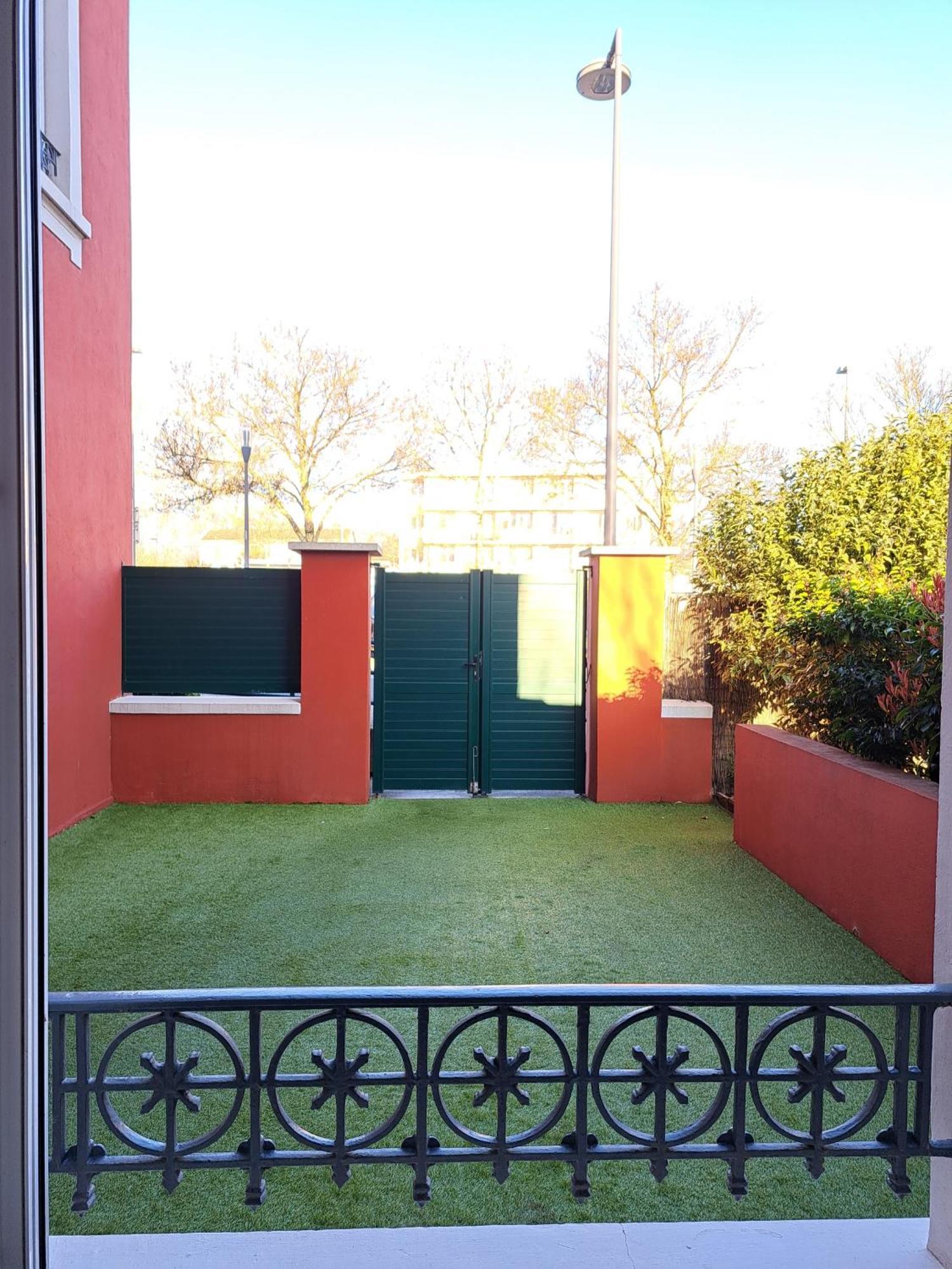 Studio Cosy Entierement Renove A Deux Pas De Lyon Fontaines-sur-Saone Bagian luar foto