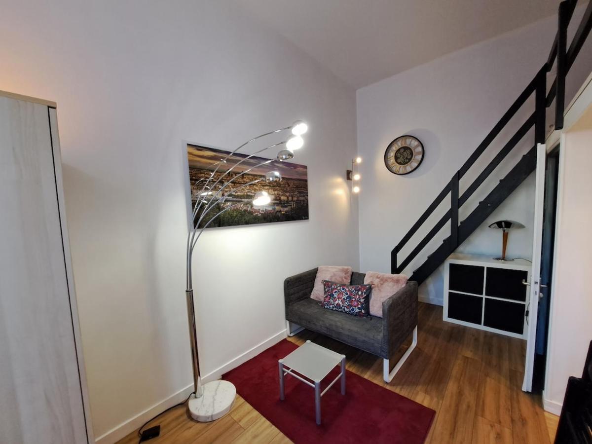 Studio Cosy Entierement Renove A Deux Pas De Lyon Fontaines-sur-Saone Bagian luar foto